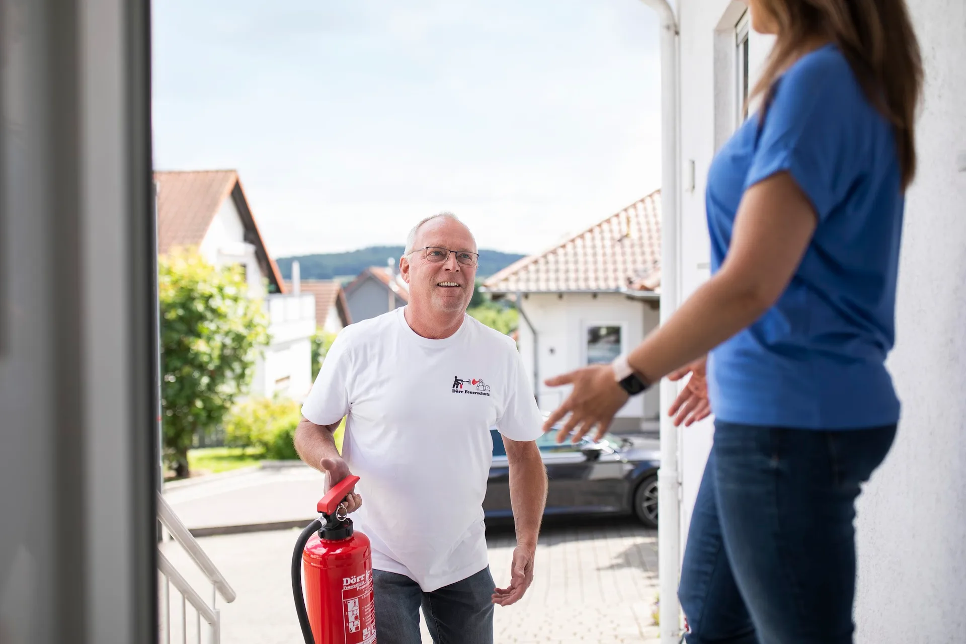Dörr Feuerschutz – Heimservice beim Privatkunden vor der Haustür